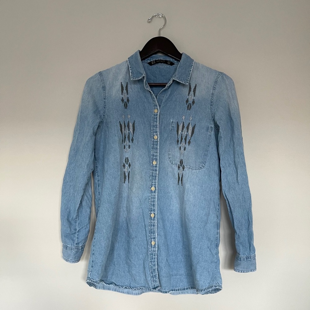 Button down blue embroidered top